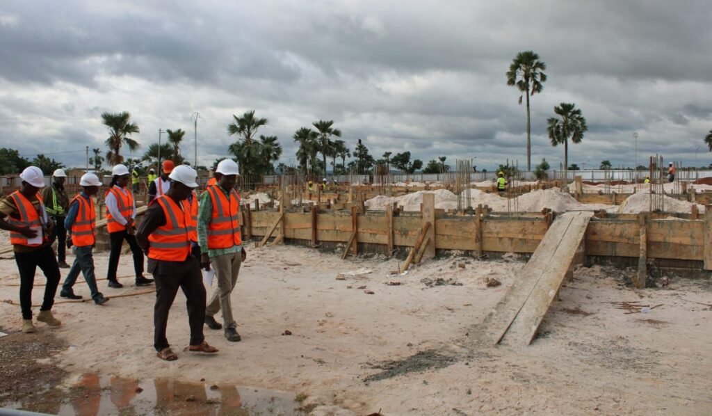 Initiative présidentielle pour une éducation de qualité:  Visite inopinée sur les chantiers des amphithéâtres et bâtiments administratifs