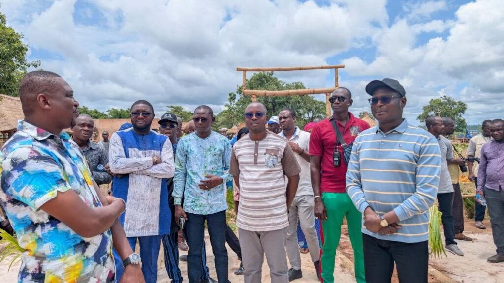 Samendeni : le ministre en charge du Tourisme constate les réalisations de la composante Samendeni : le ministre en charge du Tourisme constate les réalisations de la composante