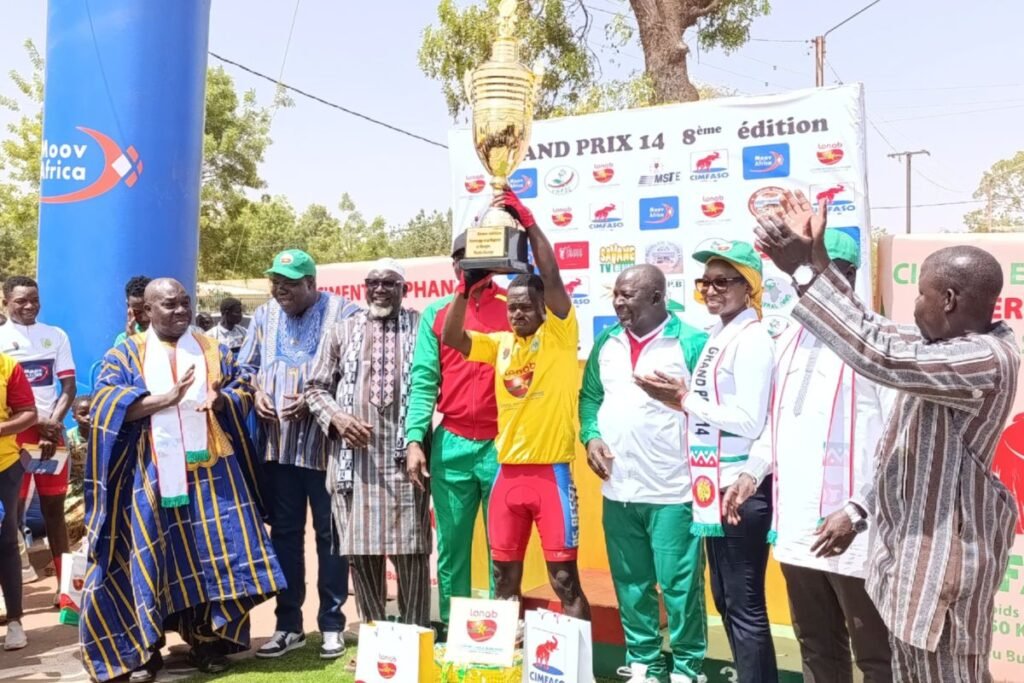 🔴Cyclisme / Grand prix 14 : La Ligue du Centre réussit sa première course avec le soutien de la Fédération