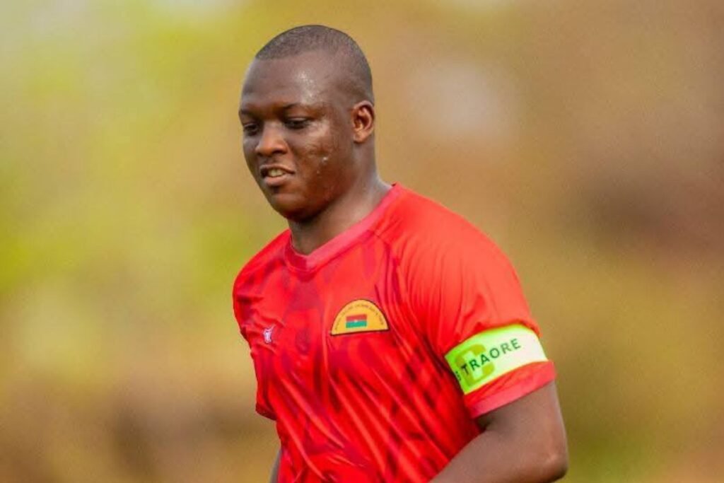 🔴Football : Triplé du capitaine Traoré, la Présidence bat les anciennes gloires africaines 8-2 🔴Football : Triplé du capitaine Traoré, la Présidence bat les anciennes gloires africaines 8-2