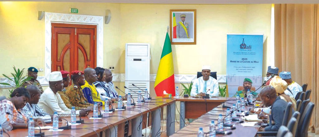 Commission nationale de la Confédération AES/Burkina Faso: le président Bassolma Bazié reçu par le Premier ministre malien