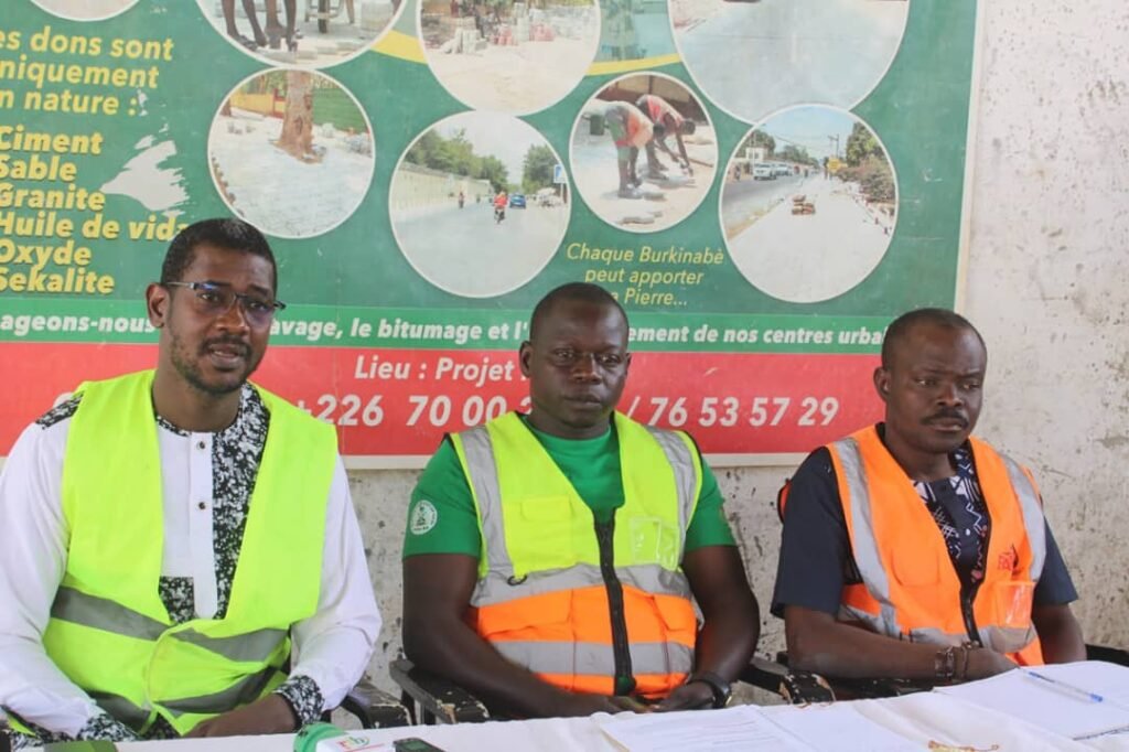 Faso Mêbo de Tenkodogo:  810 tonnes de ciment et près de 1500 tonnes de sable et de granite concassé reçues