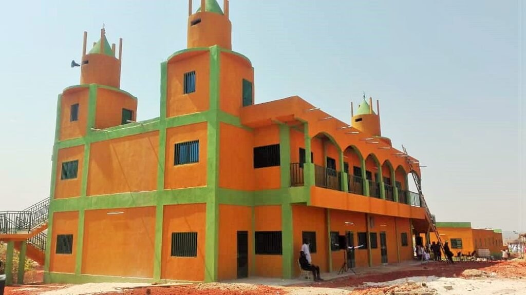 Fondation GECER LEDEA : Une nouvelle mosquée offerte aux Nour Tidjanya à Bobo-Dioulasso