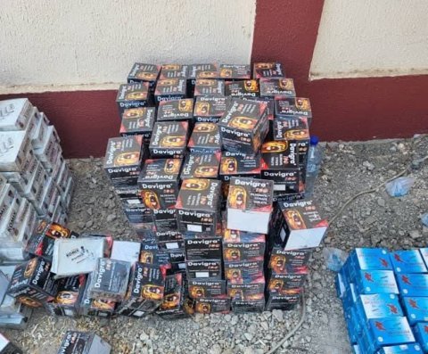 Douanes du Burkina : 118 806 plaquettes de médicaments prohibés saisies Douanes du Burkina : 118 806 plaquettes de médicaments prohibés saisies