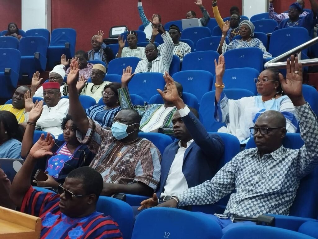 Dissolution des partis et formations politiques : le projet de loi acté par les députés Dissolution des partis et formations politiques : le projet de loi acté par les députés