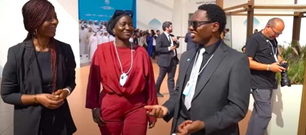 Sommet de Dubaï : Deux étudiants africains primés pour une innovation éducative sans Internet Sommet de Dubaï : Deux étudiants africains primés pour une innovation éducative sans Internet