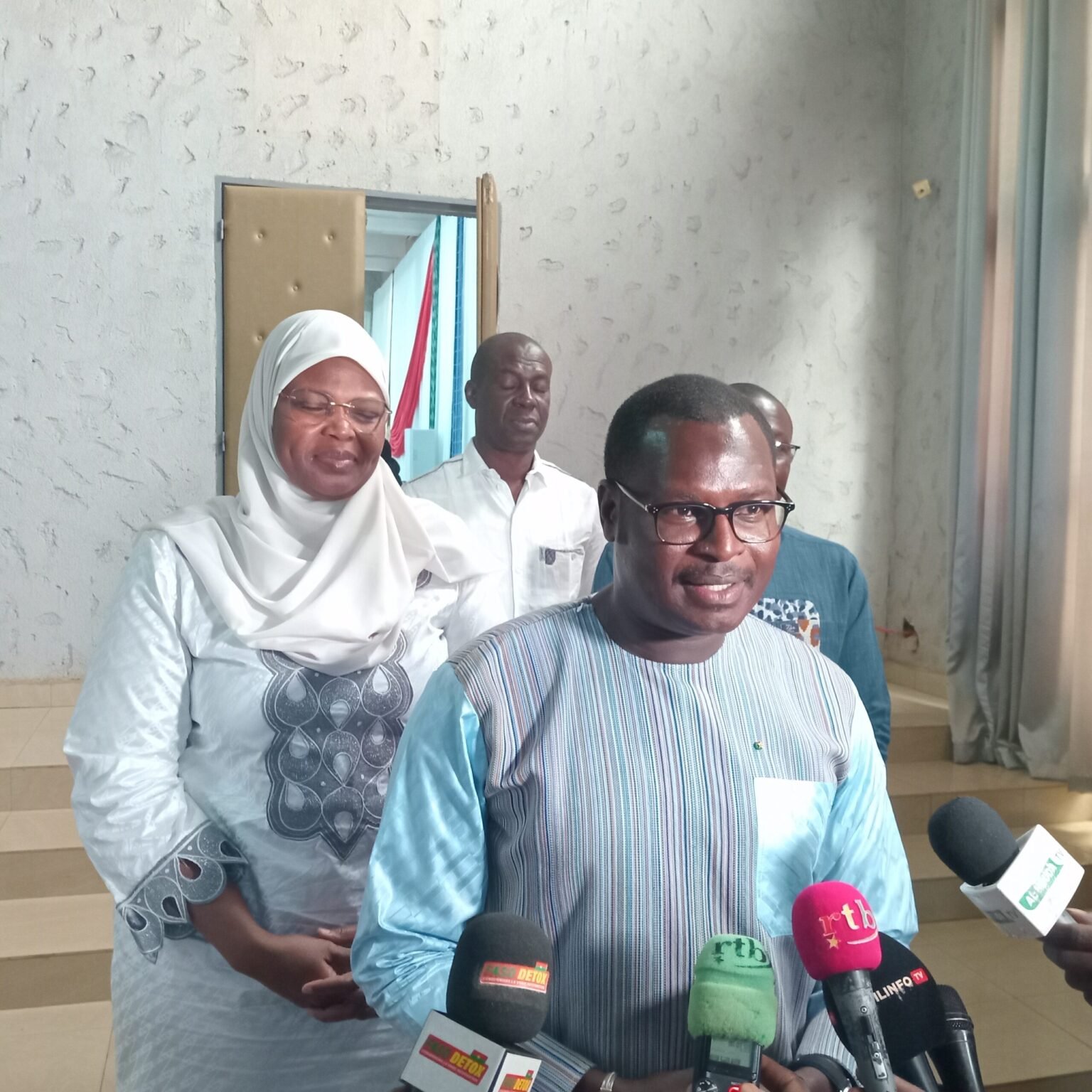 Plateforme « Burkina en marche » : un mémoire de la Révolution progressiste populaire lancé Plateforme « Burkina en marche » : un mémoire de la Révolution progressiste populaire lancé